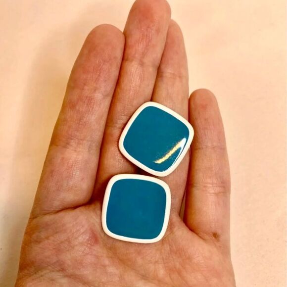 Retro‎ Teal Earring Set - Picture 5 of 5
